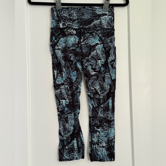 Lululemon Fast & Free Crop II Nulux Eternal Wave Leggings - Picture 8 of 12